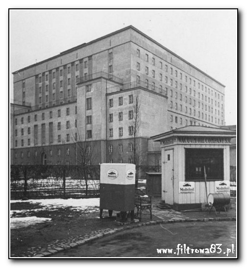 Akademik, ul. Akademicka 1, Warszawa.